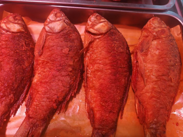 熟食店炸鱼 烧鸡